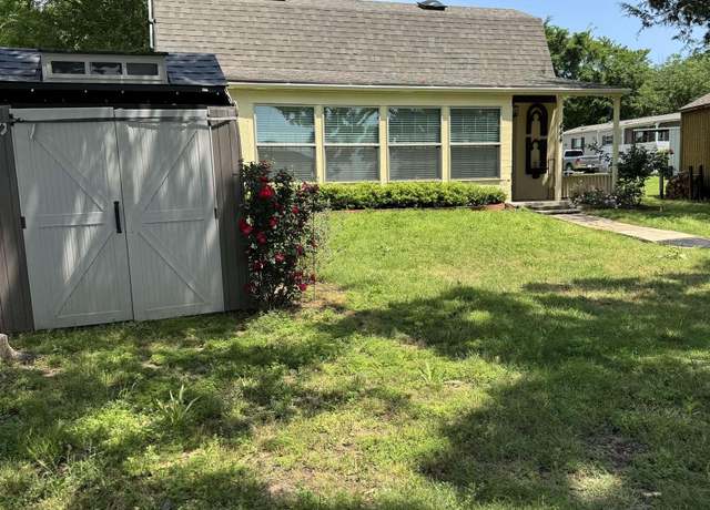 Property at 444 Geronimo, Quitman, TX 75783, 2 beds, 1.5 baths