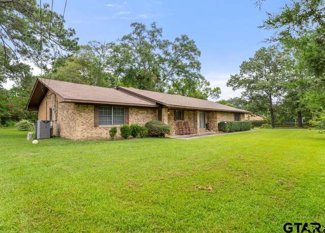 Property at 10516 Debbie Ln, Flint, TX 75762, 3 beds, 2 baths