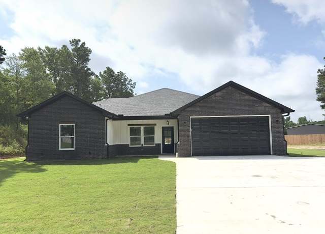 Property at 4890 C R 384, Tyler, TX 75708, 4 beds, 2.5 baths