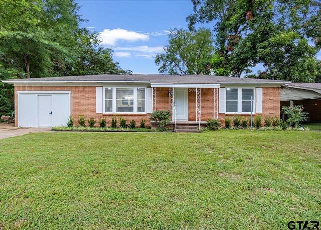Property at 2308 Lingner Dr, Tyler, TX 75701, 3 beds, 2 baths
