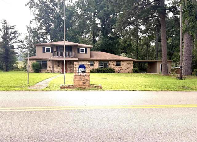 Property at 13861 Big Oak Bay Rd, Tyler, TX 75707, 4 beds, 2 baths