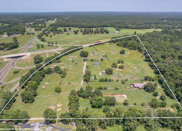 Property at 608 E Longview St, Arp, TX 75750