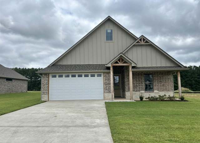 Property at 15055 High Country Acres Ln, Tyler, TX 75706, 3 beds, 2 baths