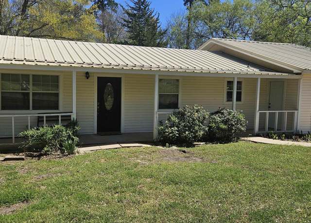 Property at 106 Hussey Cir, Winona, TX 75792, 2 beds, 2 baths