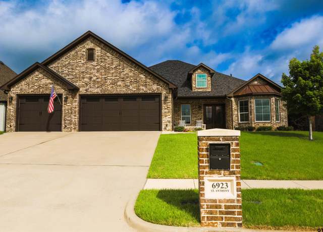 Property at 6923 Saint Anthony Dr, Tyler, TX 75703, 3 beds, 2.5 baths