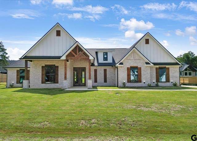 Property at 14604 Woodland Crk, Lindale, TX 75706, 4 beds, 2.5 baths