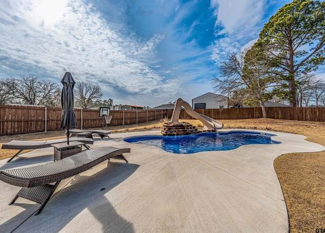 Property at 332 Cr 6462, Mineola, TX 75773, 3 beds, 2 baths
