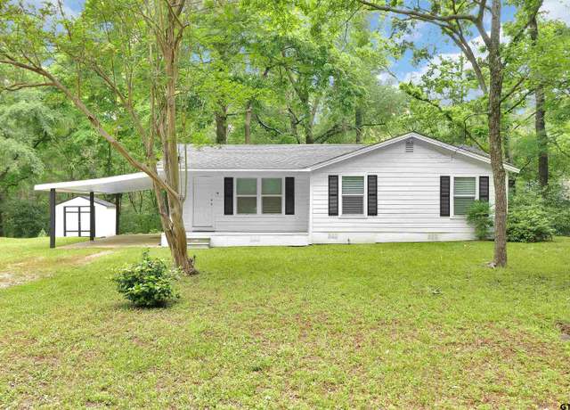 Property at 419 Castner St, Rusk, TX 75785, 3 beds, 2 baths
