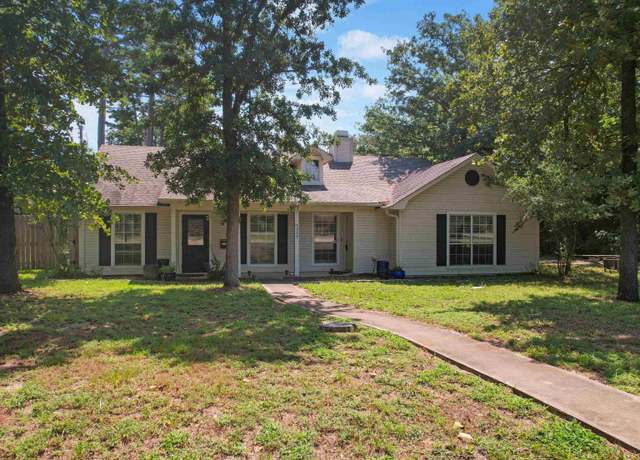 Property at 3229 Fm 2869, Hawkins, TX 75765, 3 beds, 2 baths