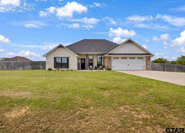 Property at 19317 Pecan Cir, Lindale, TX 75771, 4 beds, 2 baths