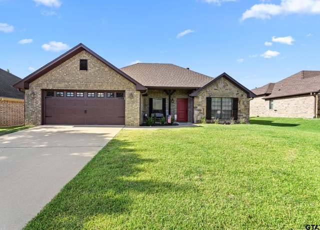 Property at 11226 Water Oak Dr, Flint, TX 75762, 3 beds, 2 baths