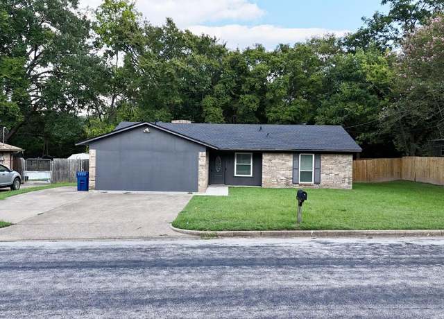Property at 108 N Rainbow Dr, Whitehouse, TX 75791, 4 beds, 2.5 baths