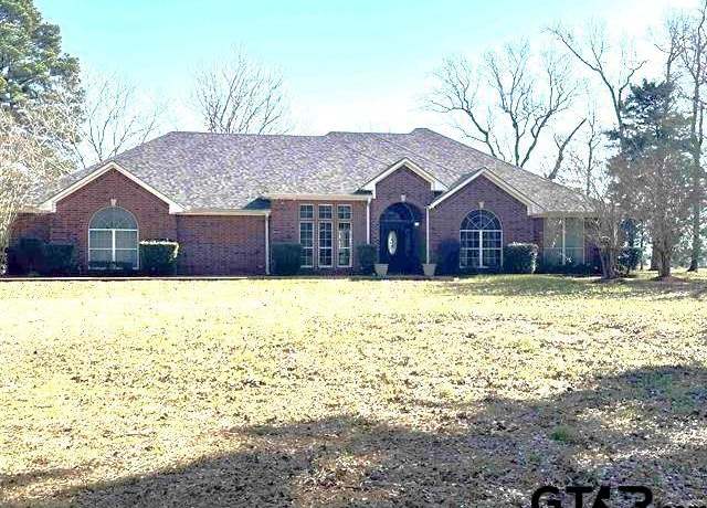 Property at 1065 Cr 1407, Jacksonville, TX 75766, 4 beds, 2.5 baths