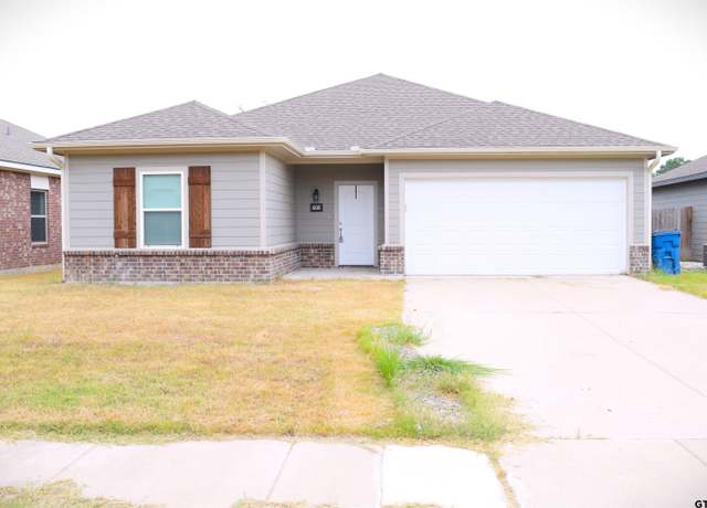 Property at 608 Wofford, Athens, TX 75751, 3 beds, 2 baths