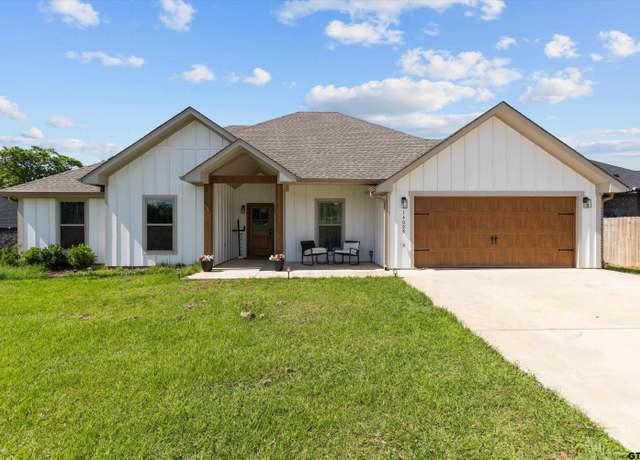 Property at 14008 County Road 4111, Lindale, TX 75771, 4 beds, 2 baths