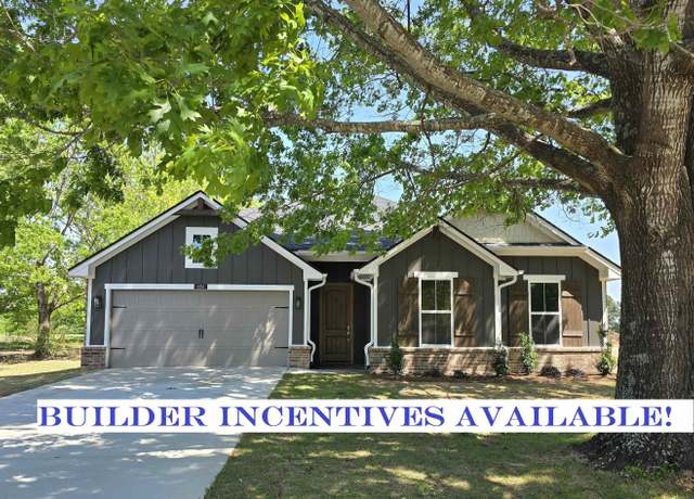 Property at 604 Kidd Dr, Chandler, TX 75758, 4 beds, 2 baths