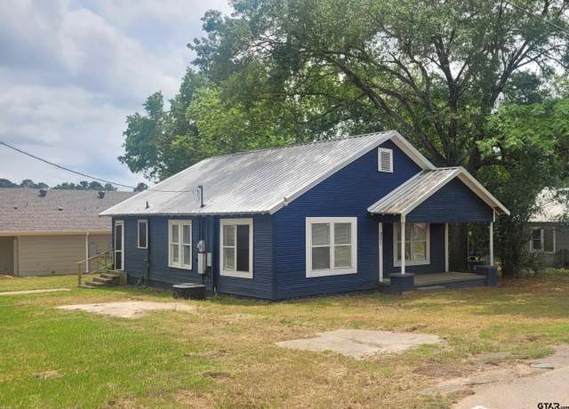 Property at 201 W Phillips, Arp, TX 75750, 2 beds, 1 bath