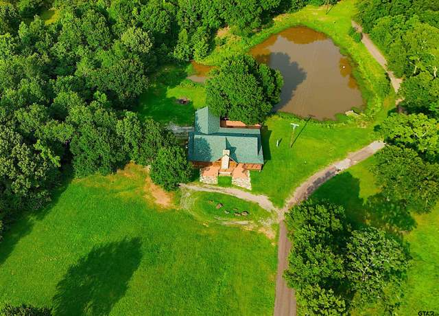 Property at 1801 Robbins Rd, Athens, TX 75751, 3 beds, 2 baths