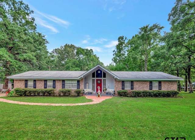 Property at 321 Fairview Dr, Diboll, TX 75941, 3 beds, 2 baths