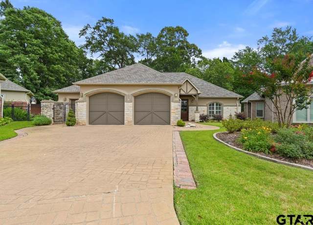 Property at 7034 Walden Dr, Tyler, TX 75703, 3 beds, 2 baths