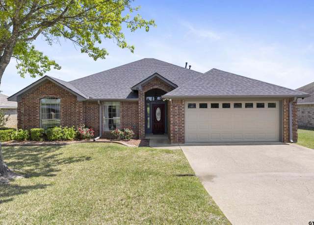 Property at 8408 Stonebridge Dr, Tyler, TX 75703, 4 beds, 2 baths