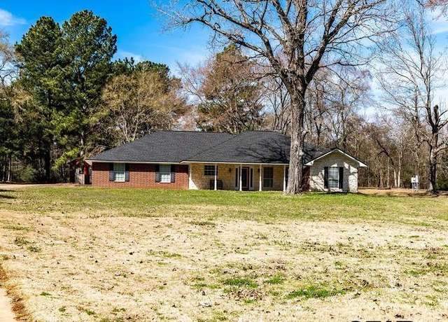 Property at 5678 Fm 1990, Palestine, TX 75801, 3 beds, 2 baths