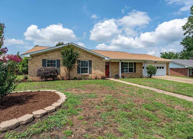 Property at 222 Vicksburg Dr, Tyler, TX 75703, 3 beds, 2 baths