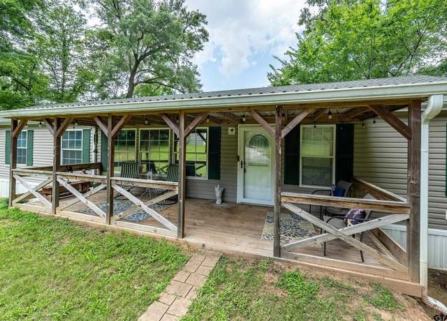 Property at 15737 County Road 4560d, Henderson, TX 75654, 3 beds, 2 baths