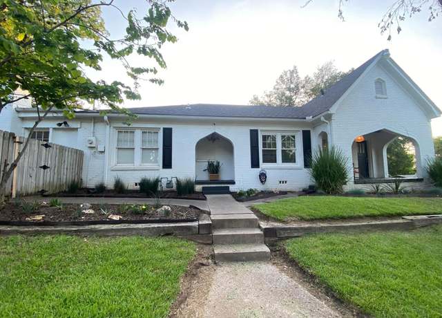Property at 902 W Rusk St, Tyler, TX 75701, 3 beds, 2 baths
