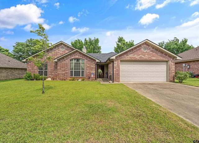 Property at 11575 Three Chimneys Dr, Flint, TX 75762, 3 beds, 2 baths