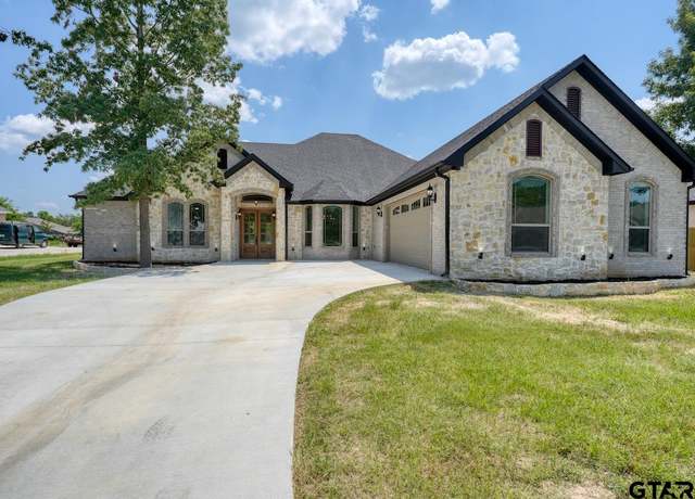 Property at 93 S Ryder Cup, Hideaway, TX 75771, 3 beds, 3 baths