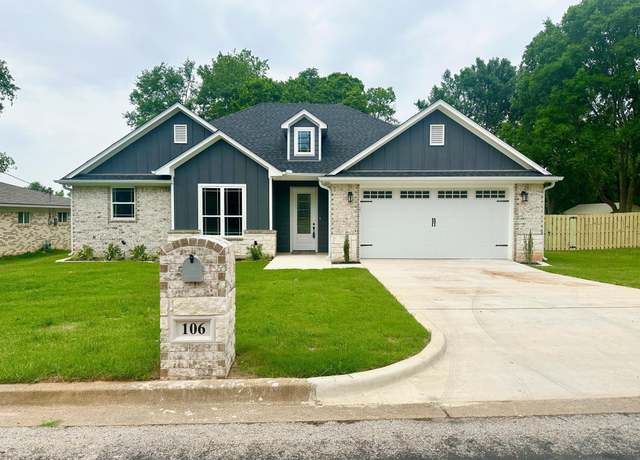 Property at 106 Robinwood Dr, Whitehouse, TX 75791, 3 beds, 2.5 baths