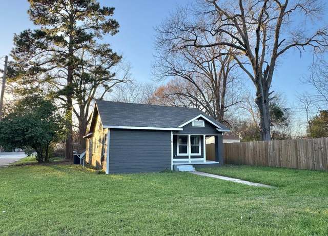 Property at 140 S Green St, Hawkins, TX 75765, 3 beds, 2 baths