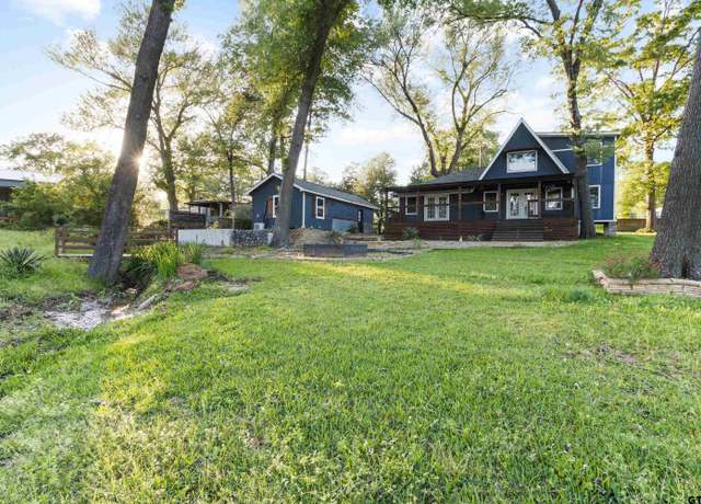 Property at 21581 Waterwood Dr, Chandler, TX 75758, 3 beds, 2 baths