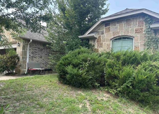 Property at 7321 Flat Rock Ln, Tyler, TX 75703, 4 beds, 2 baths