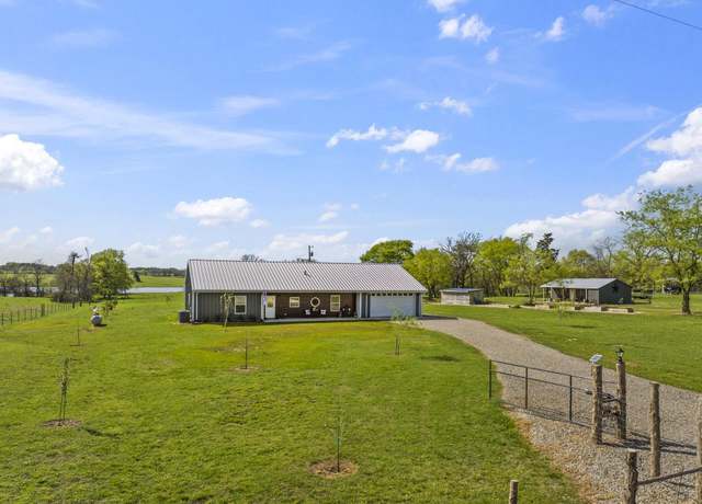 Property at 8575 SW County Rd 3170, Winnsboro, TX 75494, 3 beds, 2.5 baths