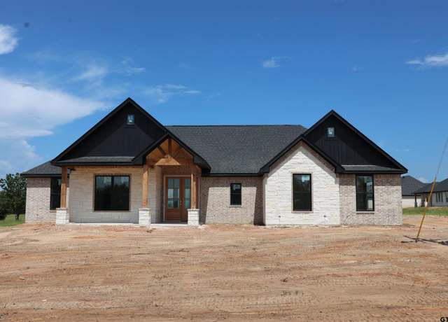 Property at 15584 Cr 434, Lindale, TX 75771, 4 beds, 2.5 baths
