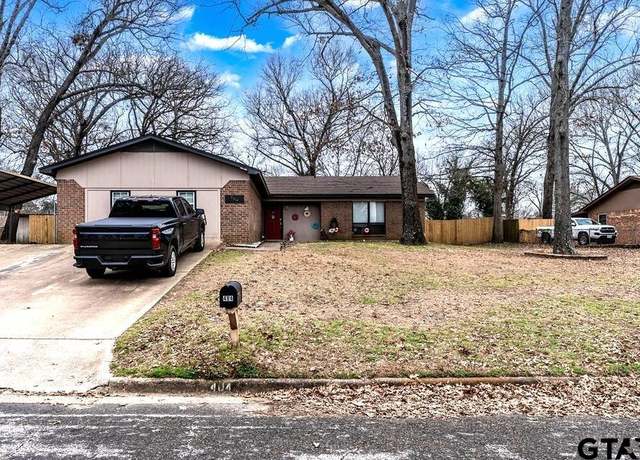 Property at 404 Brookview Ln, Palestine, TX 75803, 4 beds, 2 baths