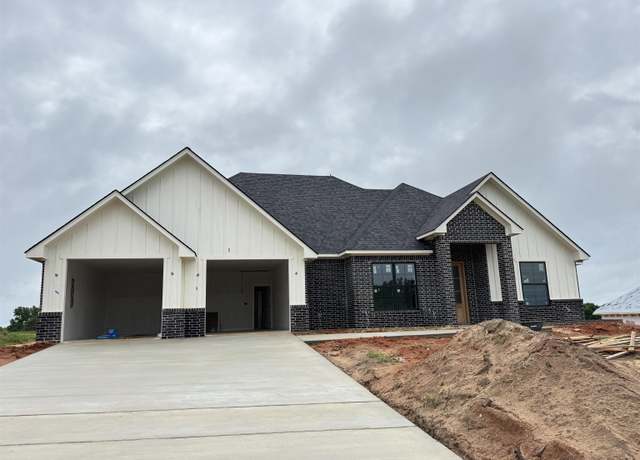Property at 15524 County Road 434, Lindale, TX 75771, 3 beds, 2.5 baths