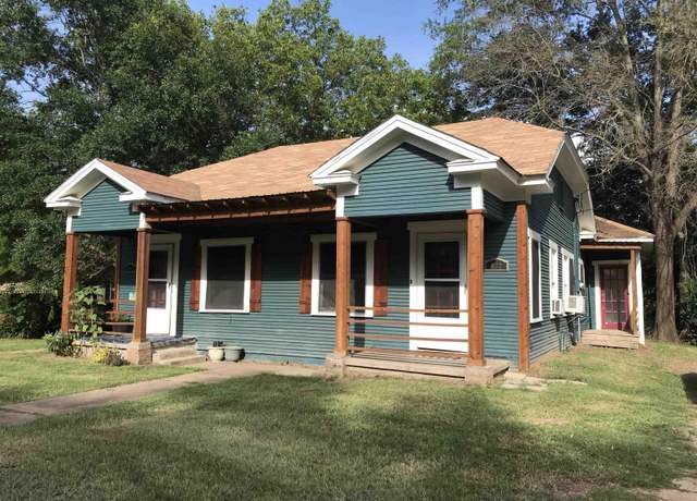 Property at 802 and 804 N Main St, Winnsboro, TX 75494, 4 beds, 2 baths