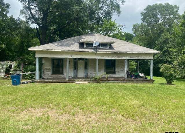 Property at 803 E 4th St, Mt Pleasant, TX 75455, 2 beds, 1 bath