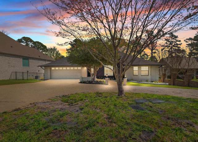 Property at 3708 Lake Vis, Tyler, TX 75707, 4 beds, 3 baths