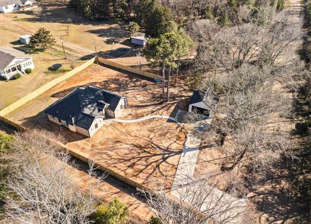 Property at 21019 C R 116 (cedar Ln), Tyler, TX 75703, 4 beds, 3 baths