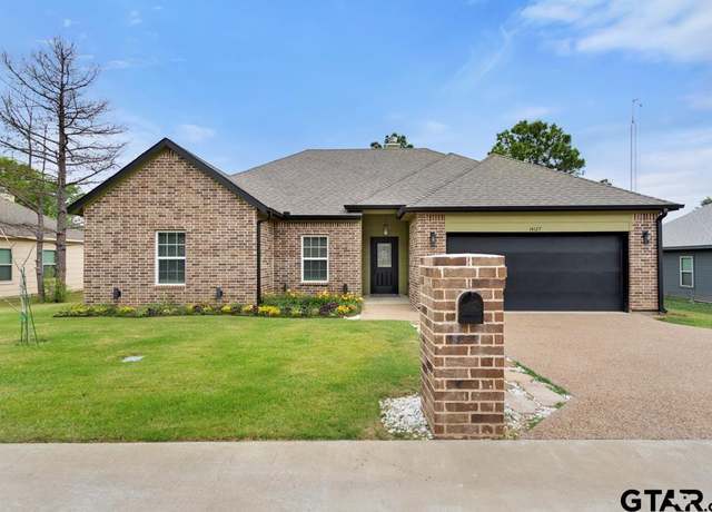 Property at 14127 Donna Dr, Brownsboro, TX 75756, 3 beds, 2 baths