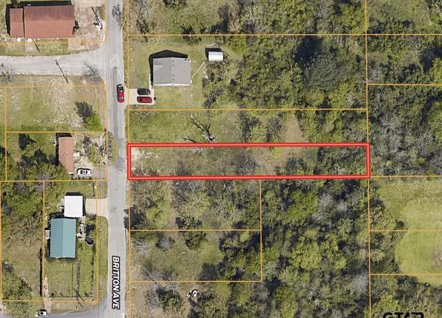 Property at 1028 Britton Ave, Tyler, TX 75701