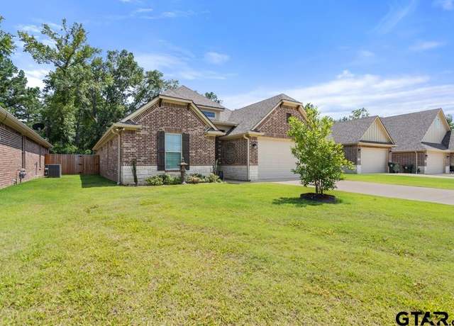Property at 428 Preston Ridge Dr, Tyler, TX 75703, 3 beds, 2 baths