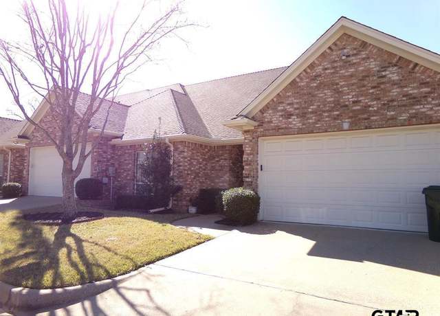 Property at 2425 Dietz Ln, Tyler, TX 75701, 2 beds, 2 baths