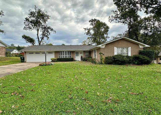 Property at 3108 De Charles St, Tyler, TX 75701, 3 beds, 2 baths