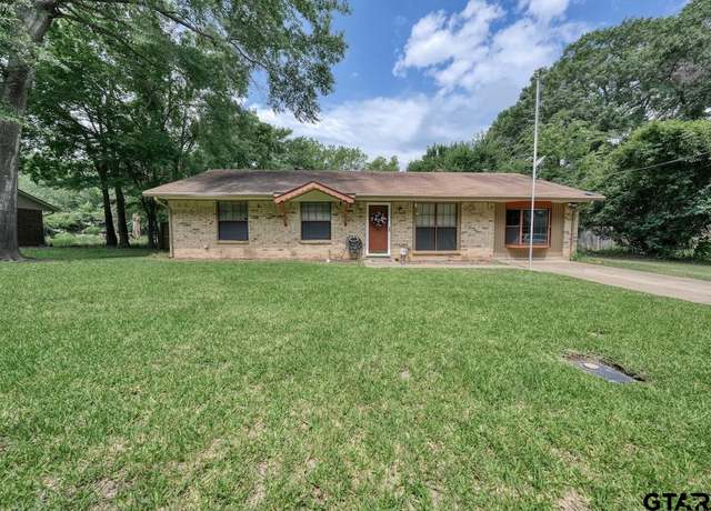Property at 107 Hillcreek St, Whitehouse, TX 75791, 2 beds, 1.5 baths