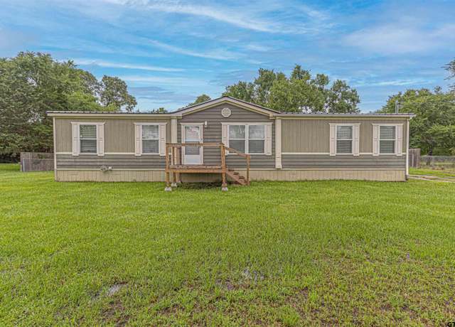 Property at 21167 Joe Paul Ln, Chandler, TX 75758, 4 beds, 2 baths